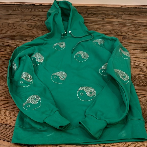 Never worn hoodie perfect condition - Picture 1 of 1